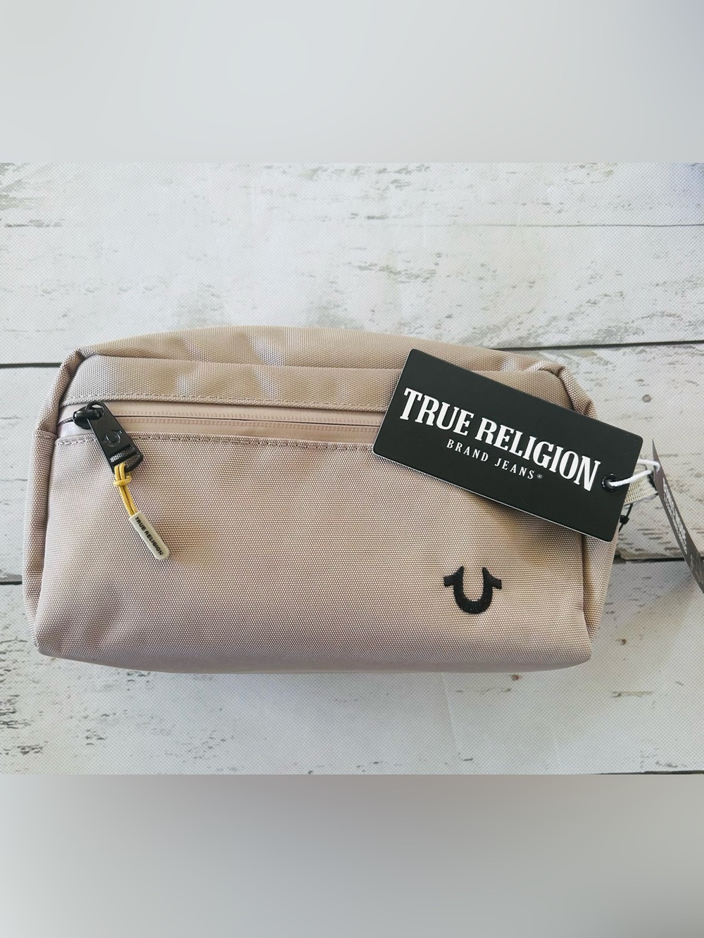 True Religion Beige/Tan Men’s Toiletries Travel Bag Organizer